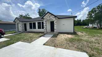 1059 Balsam St - Photo 1 of 1