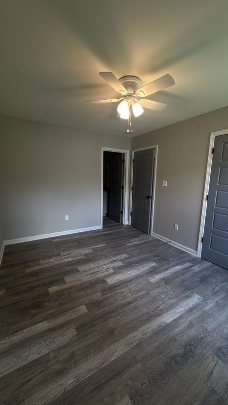 1059 Balsam St - Photo 6 of 10