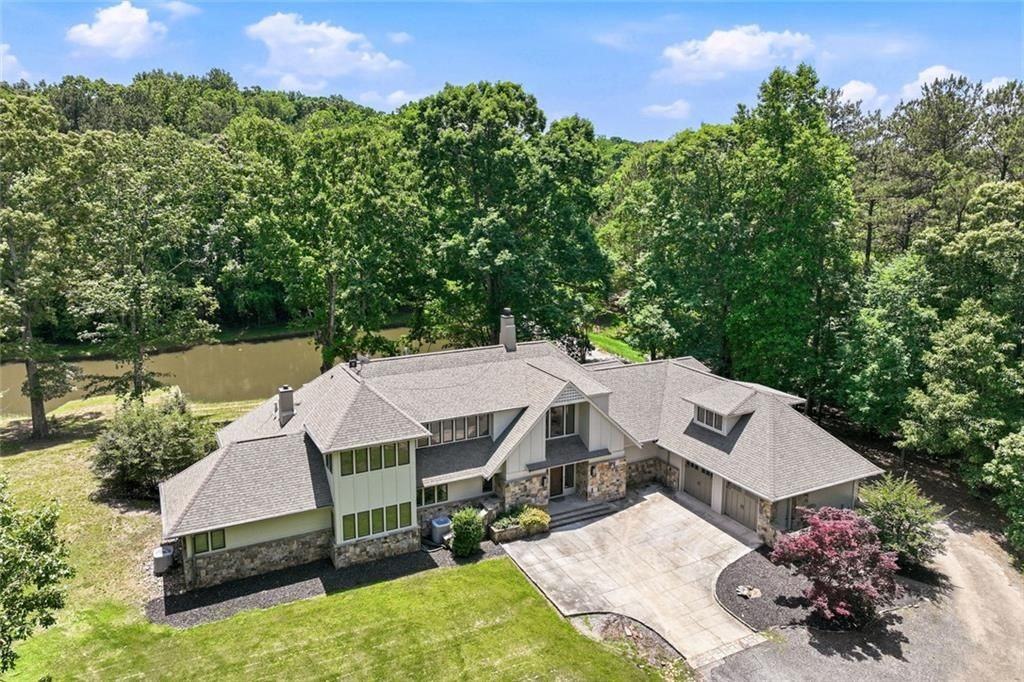 3735 Smithtown Rd - Photo 2 of 30