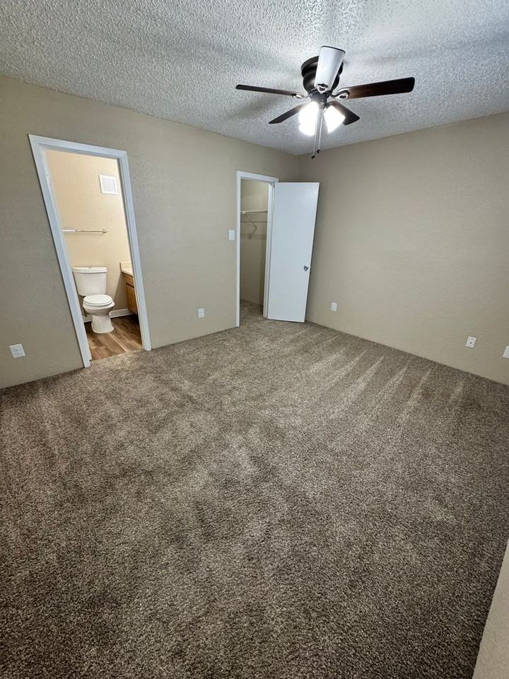 Creekwood Village - Photo 6 of 16