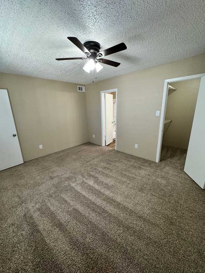 Creekwood Village - Photo 7 of 16