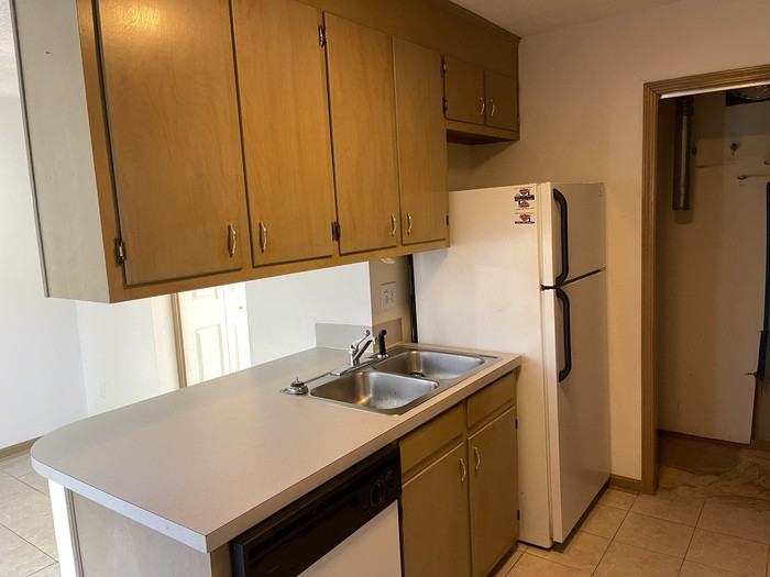 535 Shearers Rd #110 - Photo 5 of 13