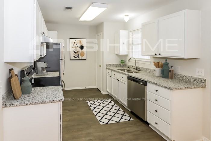 1014 Spell Ave - Photo 3 of 18