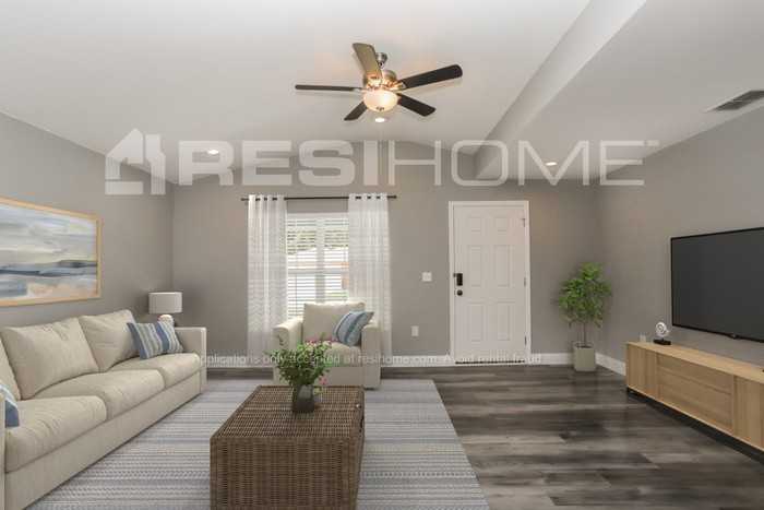1827 Dorothy St - Photo 6 of 17