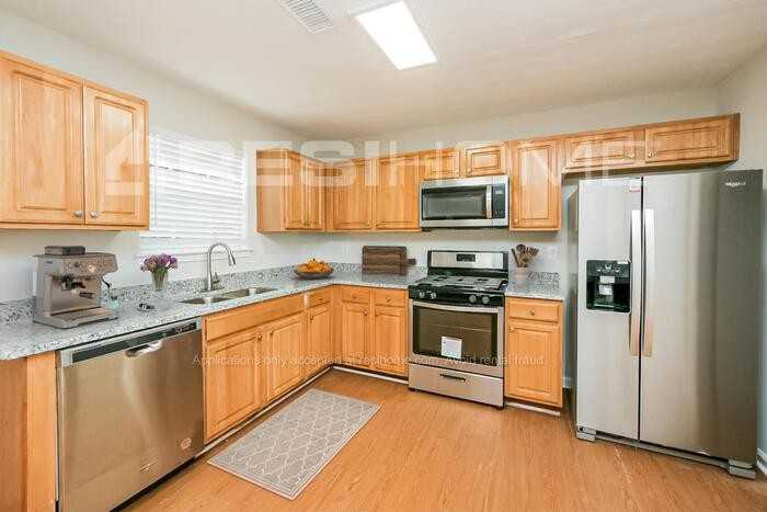 950 Quail Hunt Dr - Photo 3 of 21