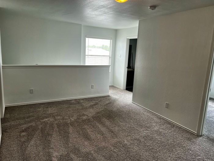 12313 Drummond Dr - Photo 6 of 8