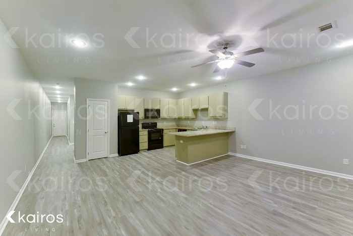 2011 Wilson Rd #A - Photo 4 of 21