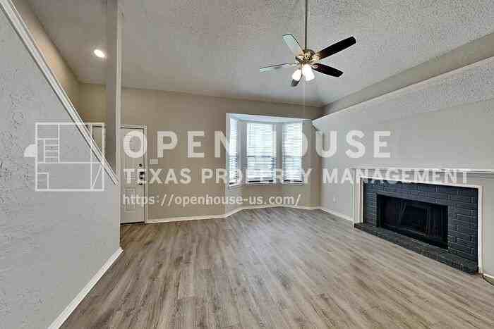 219 Cutting Horse Ln - Photo 5 of 19