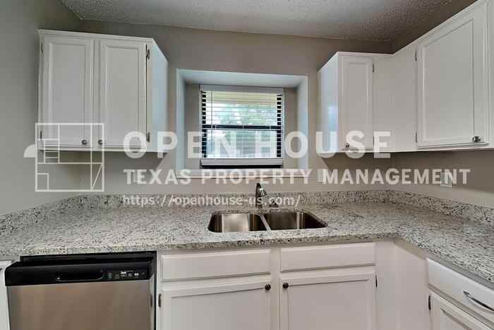 219 Cutting Horse Ln - Photo 6 of 19