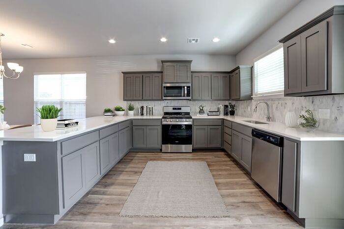 2414 E 6th St #A - Photo 3 of 44