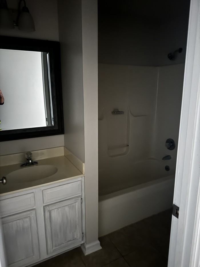 823 Primrose Ln Nw - Photo 6 of 10
