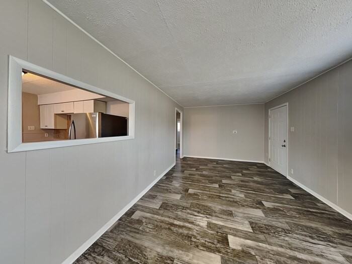 514 Carol Dr - Photo 5 of 15