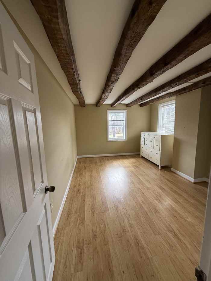 4060 Ridge Rd - Photo 5 of 12