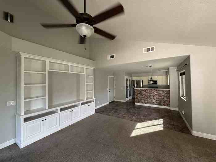 8847 N 47th Ln - Photo 3 of 16