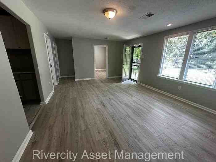 3063 Redbud Rd - Photo 2 of 16