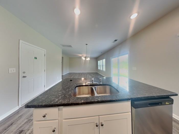 779 Pointe Andrews Dr - Photo 5 of 20