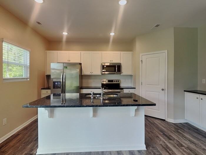 779 Pointe Andrews Dr - Photo 6 of 20