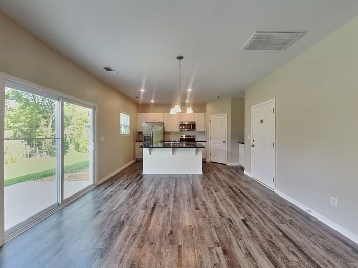 779 Pointe Andrews Dr - Photo 7 of 20