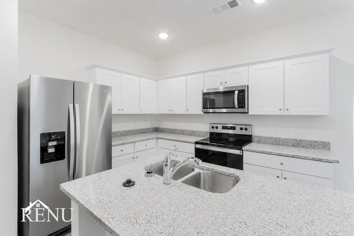 6124 Harrah Ln - Photo 5 of 20