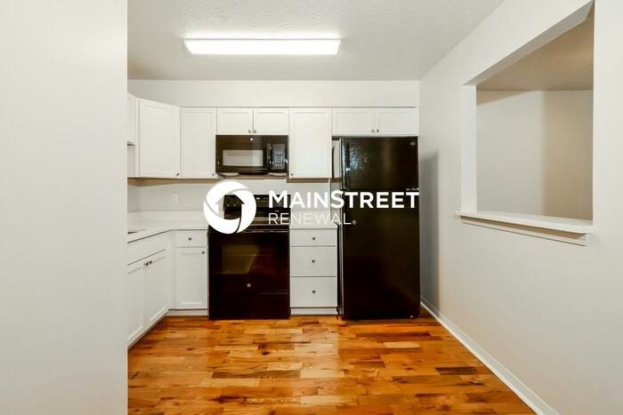 1339 S 28th St #3 - Photo 7 of 17