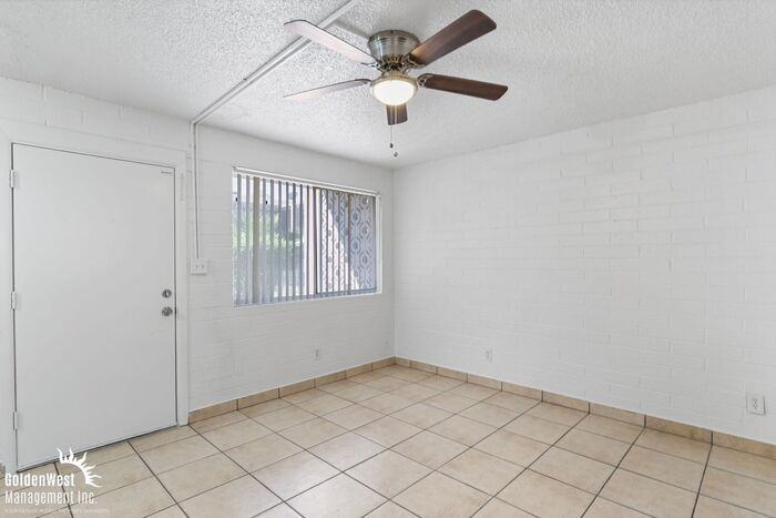 7150 N 27th Ave #10 - Photo 5 of 17