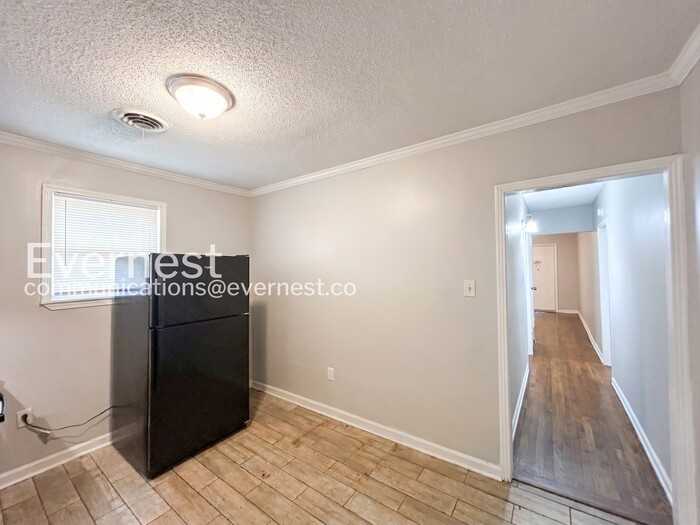 362 Hewlett Rd - Photo 6 of 28