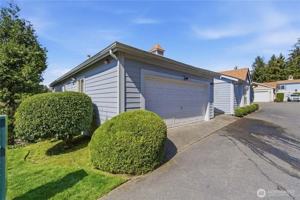 featured image of 4063 Flora Dr #1