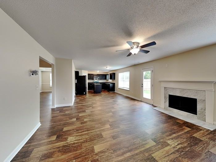 6095 Trotters Cir - Photo 7 of 27