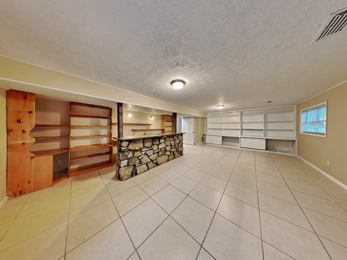 1939 Six Branches Dr - Photo 7 of 28