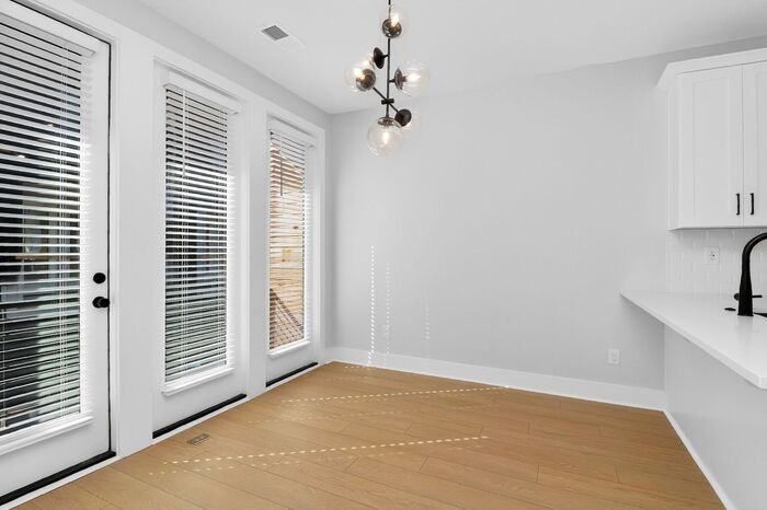2158 N Graham St - Photo 7 of 31