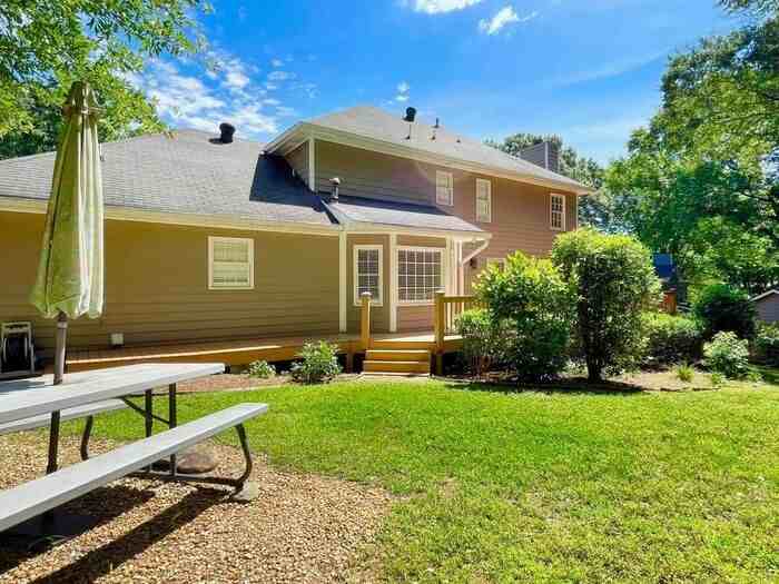 811 Mitsy Ridge Dr - Photo 4 of 39