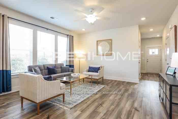 142 Brooklet Trl - Photo 7 of 18
