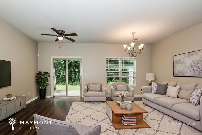 1585 Iris Walk - Photo 6 of 16
