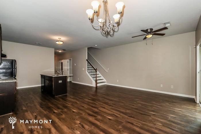 1585 Iris Walk - Photo 7 of 16