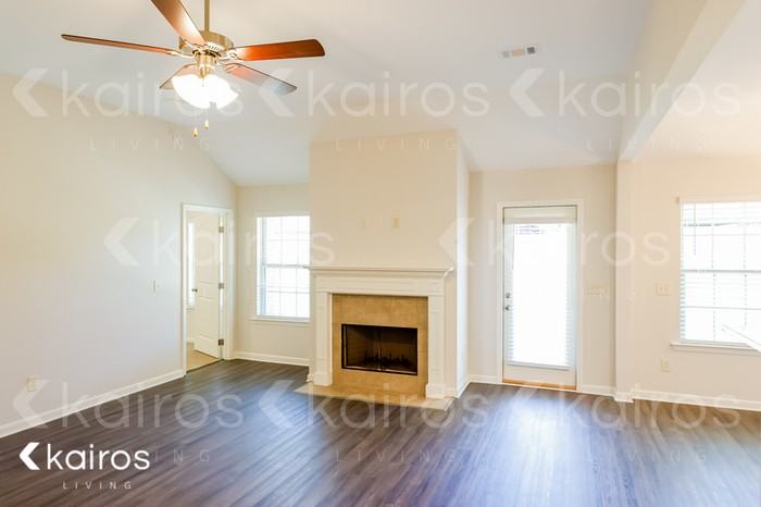 713 Park Ln - Photo 5 of 16