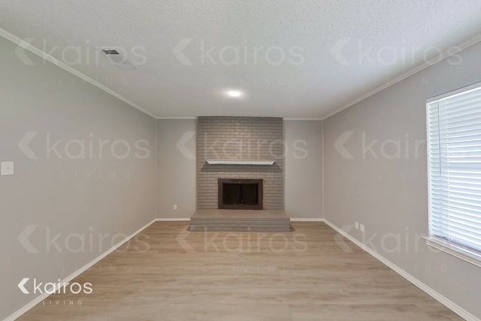 7148 Misty Meadow Dr S - Photo 4 of 18
