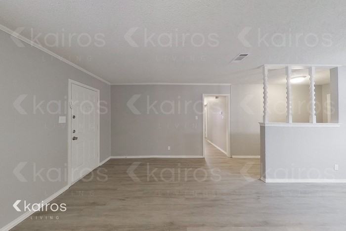7148 Misty Meadow Dr S - Photo 5 of 18