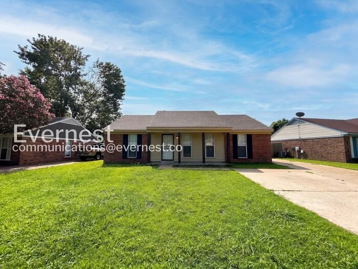 6230 Somerset Dr - Photo 2 of 16