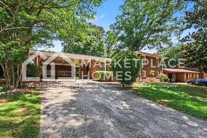 2588 Monica Way - Photo 4 of 32