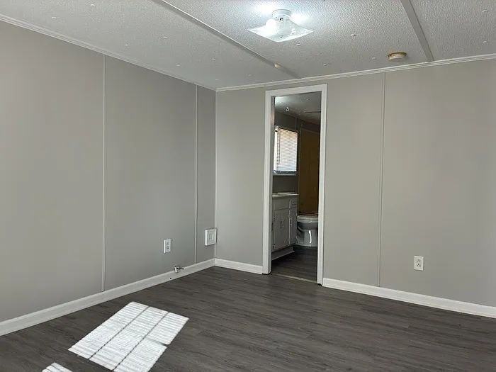 2 Crosby Ln - Photo 3 of 14