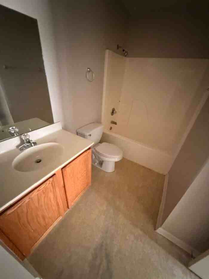 303A Ashley Ln - Photo 6 of 9