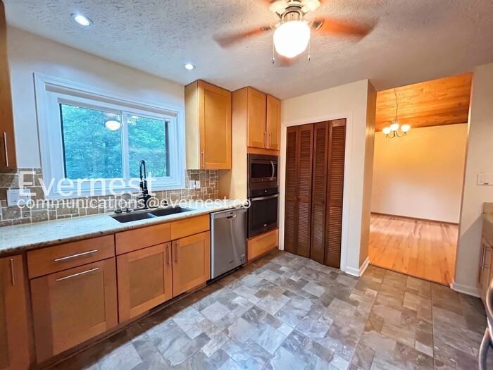 770 Bayliss Dr - Photo 6 of 46