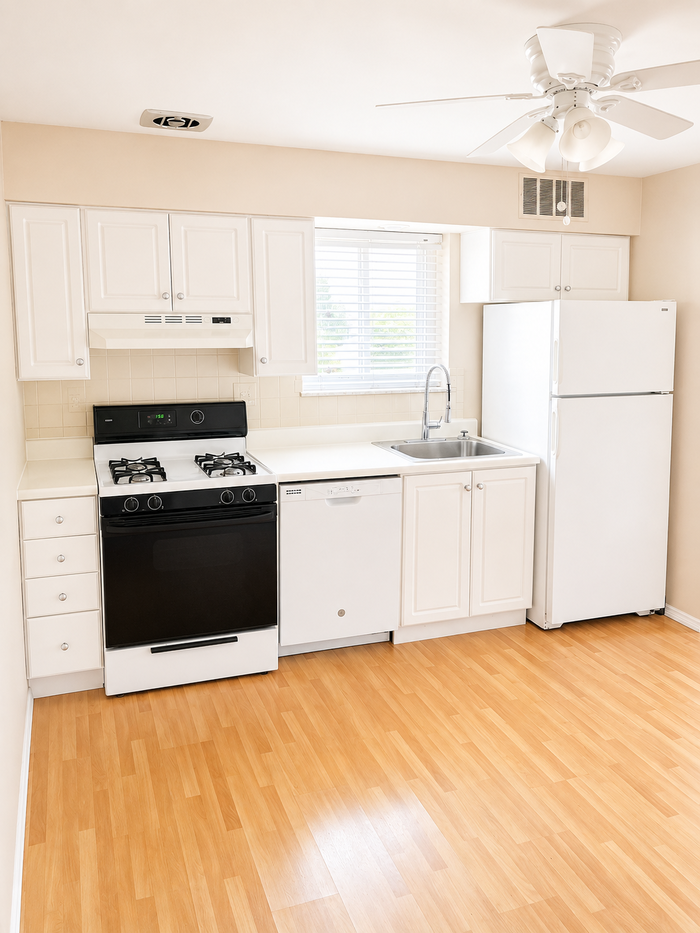 6646 Arsenal St - Photo 3 of 5