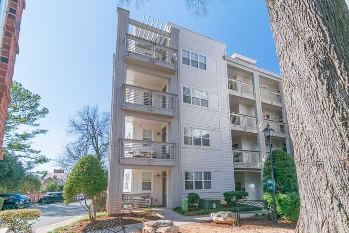 560 Oakland Ave - Photo 2 of 33