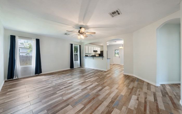 111 Quail Hollow Dr - Photo 3 of 16