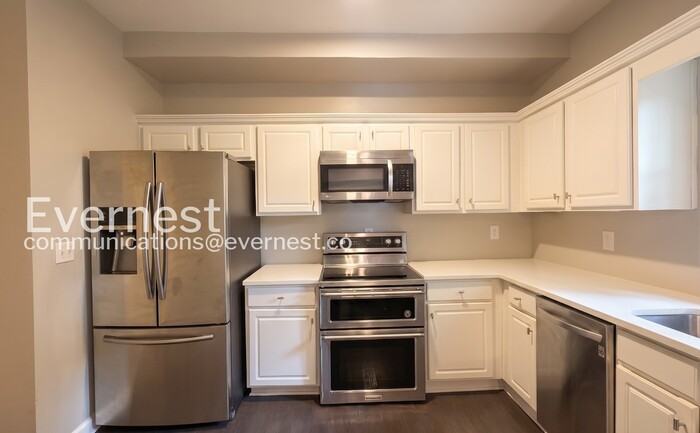 1617 Beckham Dr - Photo 2 of 27