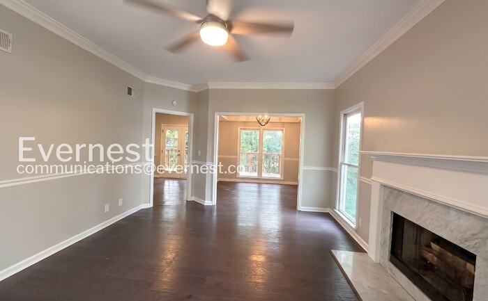 1617 Beckham Dr - Photo 5 of 27