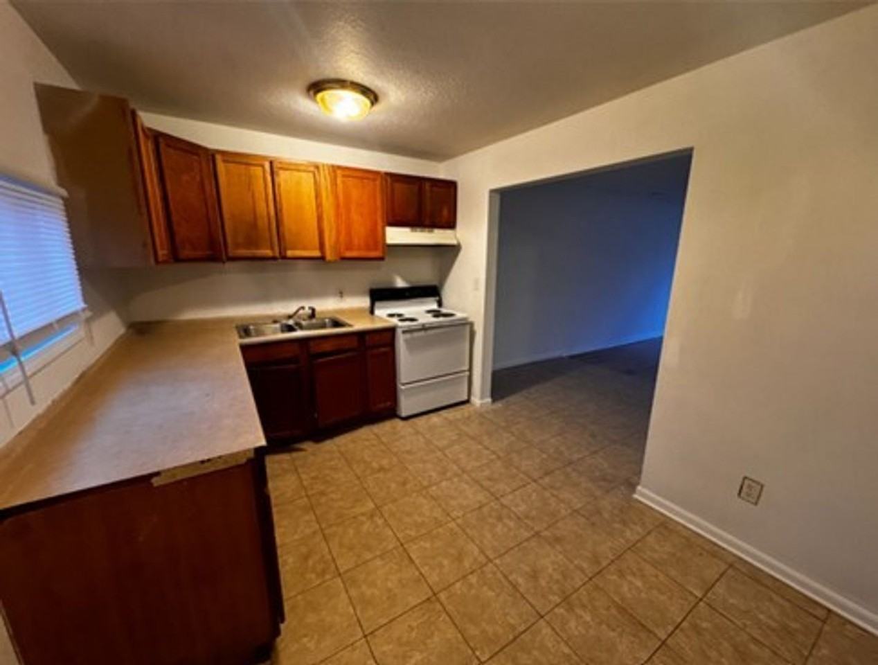 Anthony Wayne Villas and Flats - Photo 5 of 5