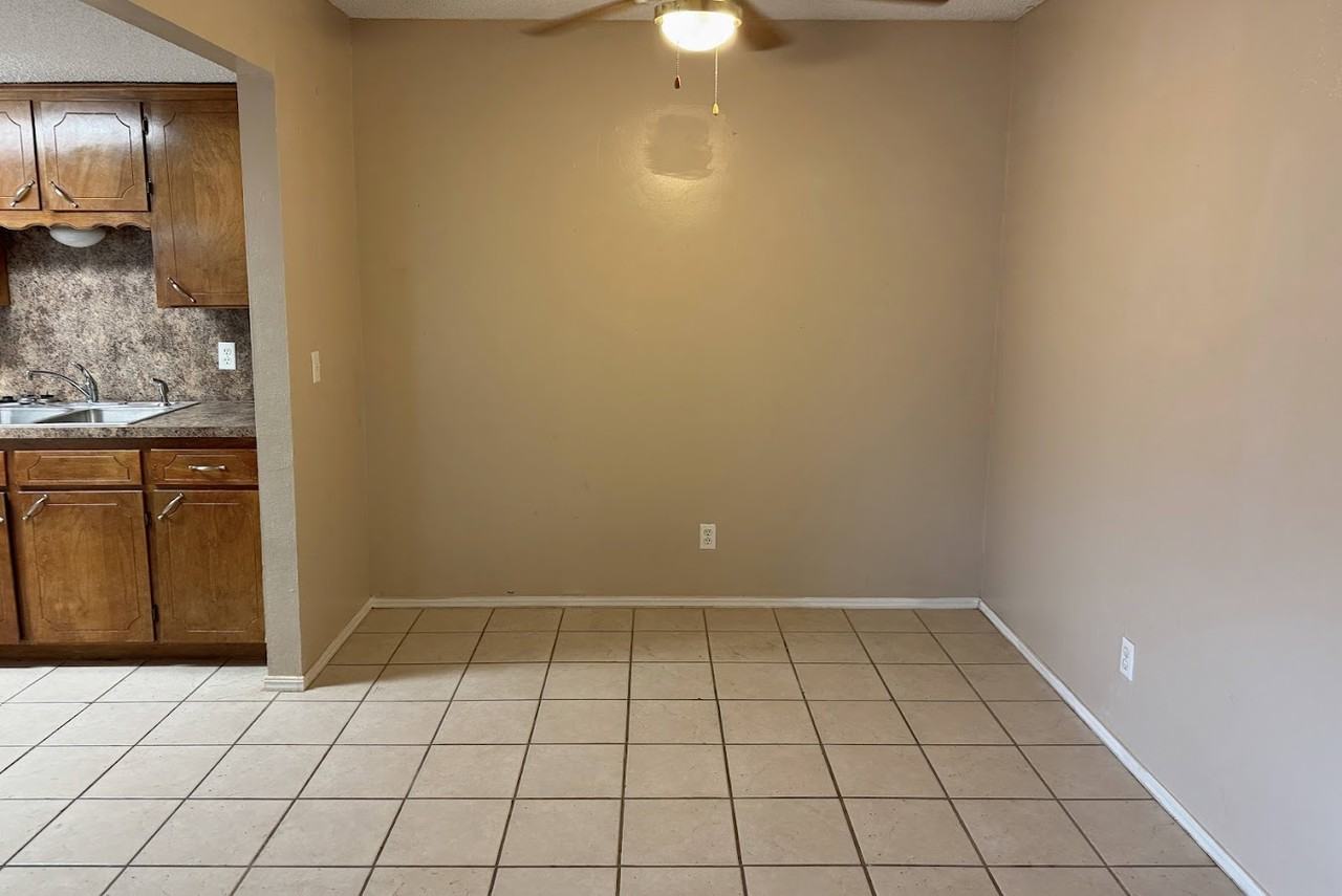 1901 Wenonah Ave #B - Photo 7 of 28