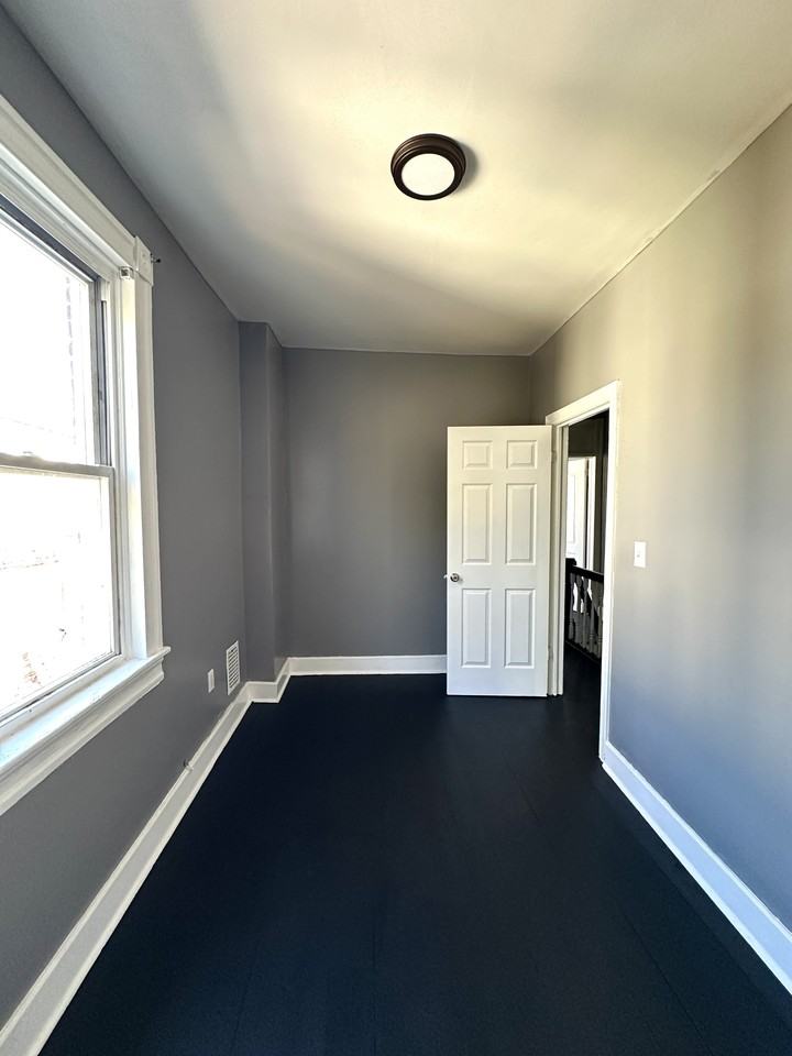625 N Linwood Ave #NA - Photo 4 of 20
